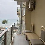 Daire Shengjin Apartaments Kozmai