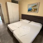 Shengjin Apartaments Kozmai *