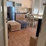 Shengjin Apartaments Kozmai * Shëngjin