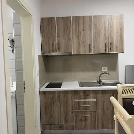 Shengjin Apartaments Kozmai *