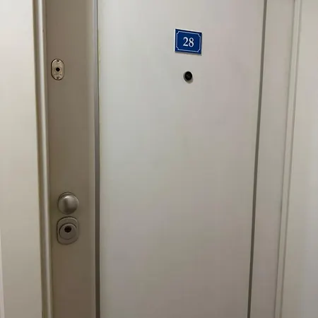 Leon Appartamento Shëngjin