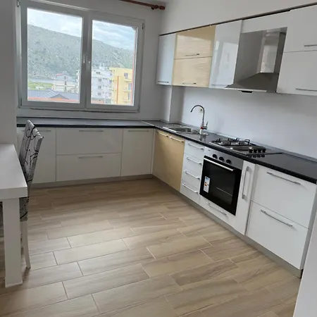 Shengjin Apartaments Kozmai *