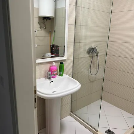 Shengjin Apartaments Kozmai Apartmán *